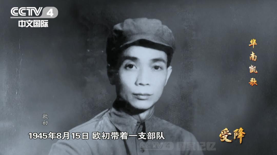 DƬ